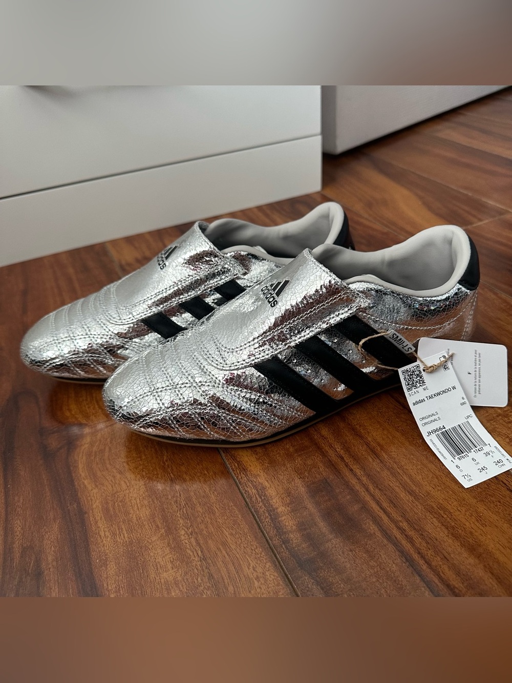 NWT Adidas Taekwondo Silver Metallic W (7.5)